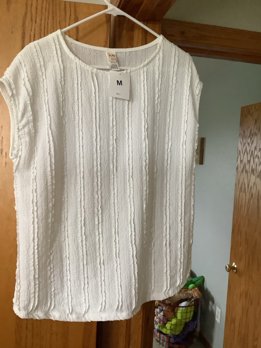 7th Ray White Textured Short Sleeve Blouse